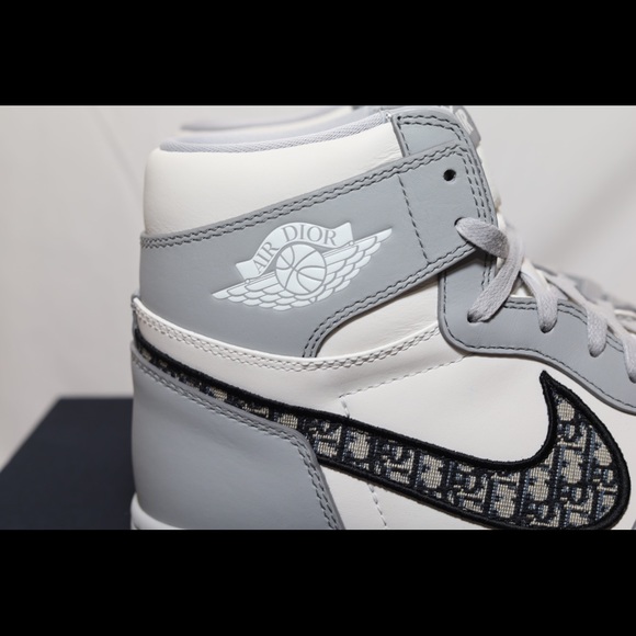 Jordan 1 Retro High Dior main image 9